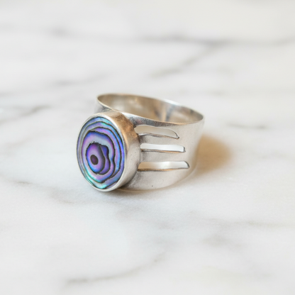 Concentric Circle Ring - Detail View